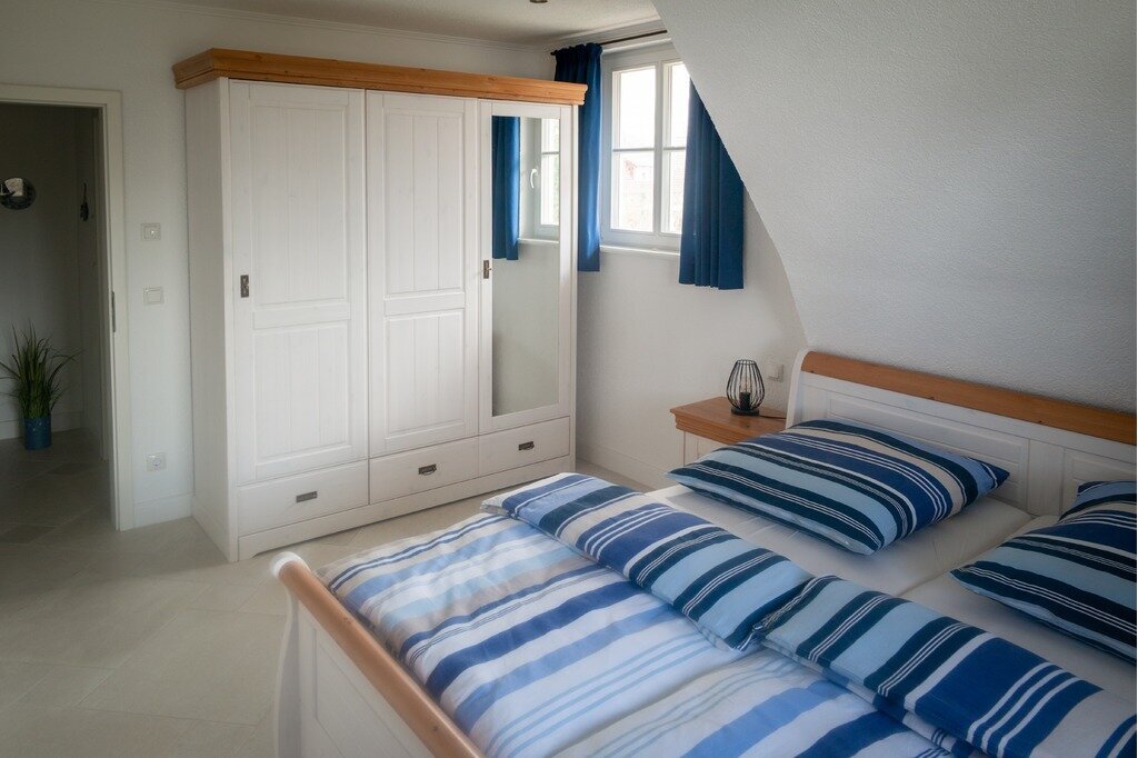 1. Schlafzimmer