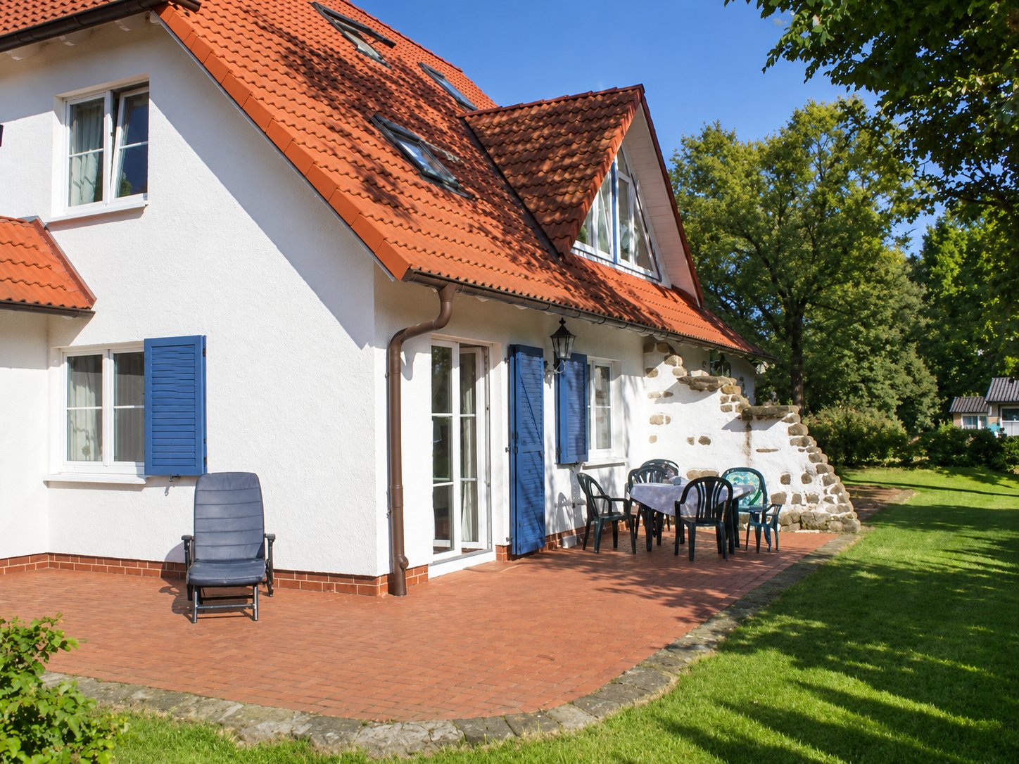 Terrasse der Wohnung 1 EG