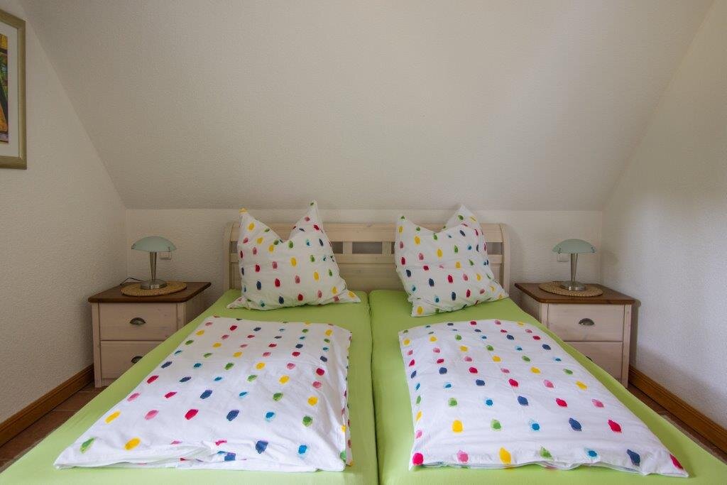 2. Schlafzimmer